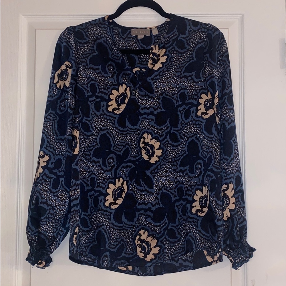 NWT Ted Baker Navy and Cream Floral Blouse Size 2 - Picture 5 of 13